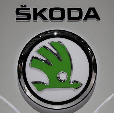Skoda изменили логотип новым автомобилям